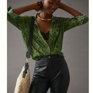 Pilcro / Anthropologie green floral button-down Dash perfect condition